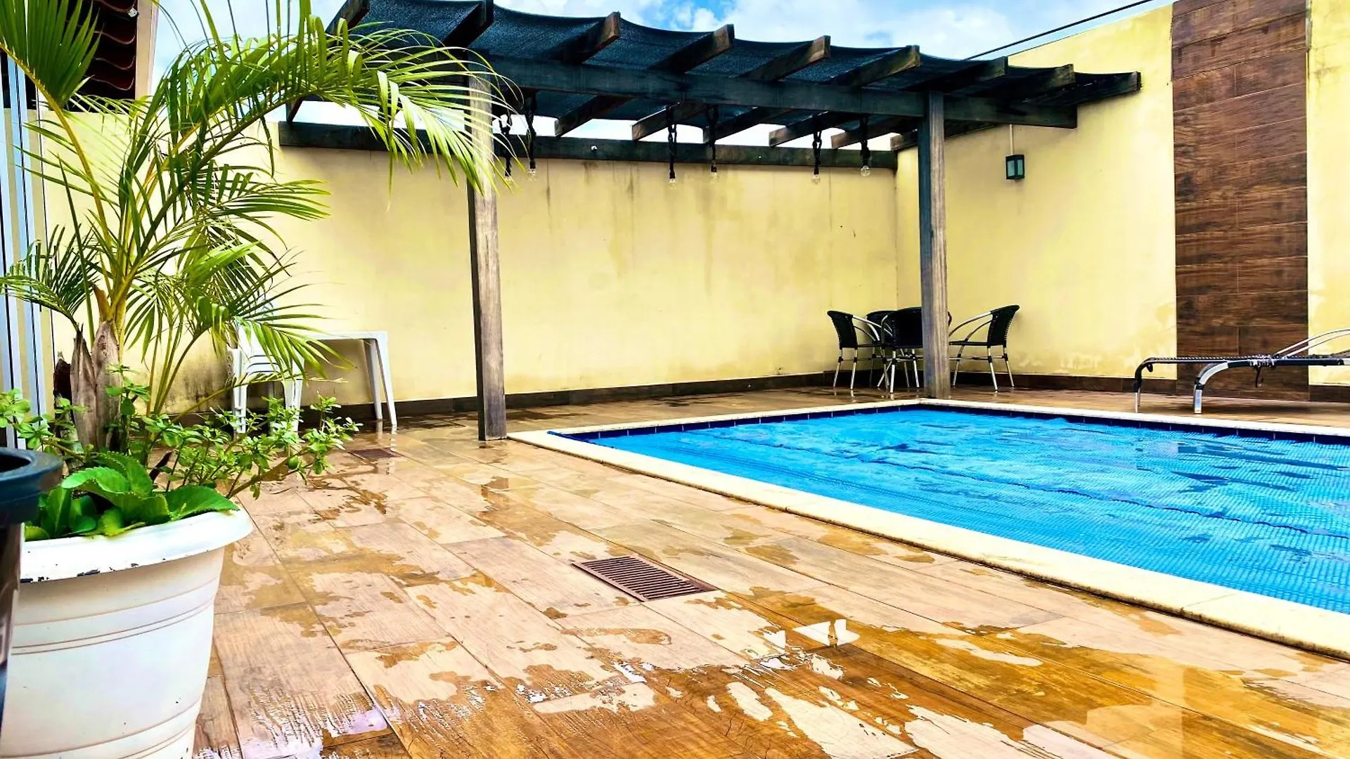 別荘 Casa Com Piscina E Duas Suites Perto Do Parque Lagoa Quente カルダス・ノバス